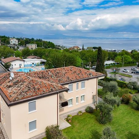 Appartamento Martina Moniga del Garda Exterior foto